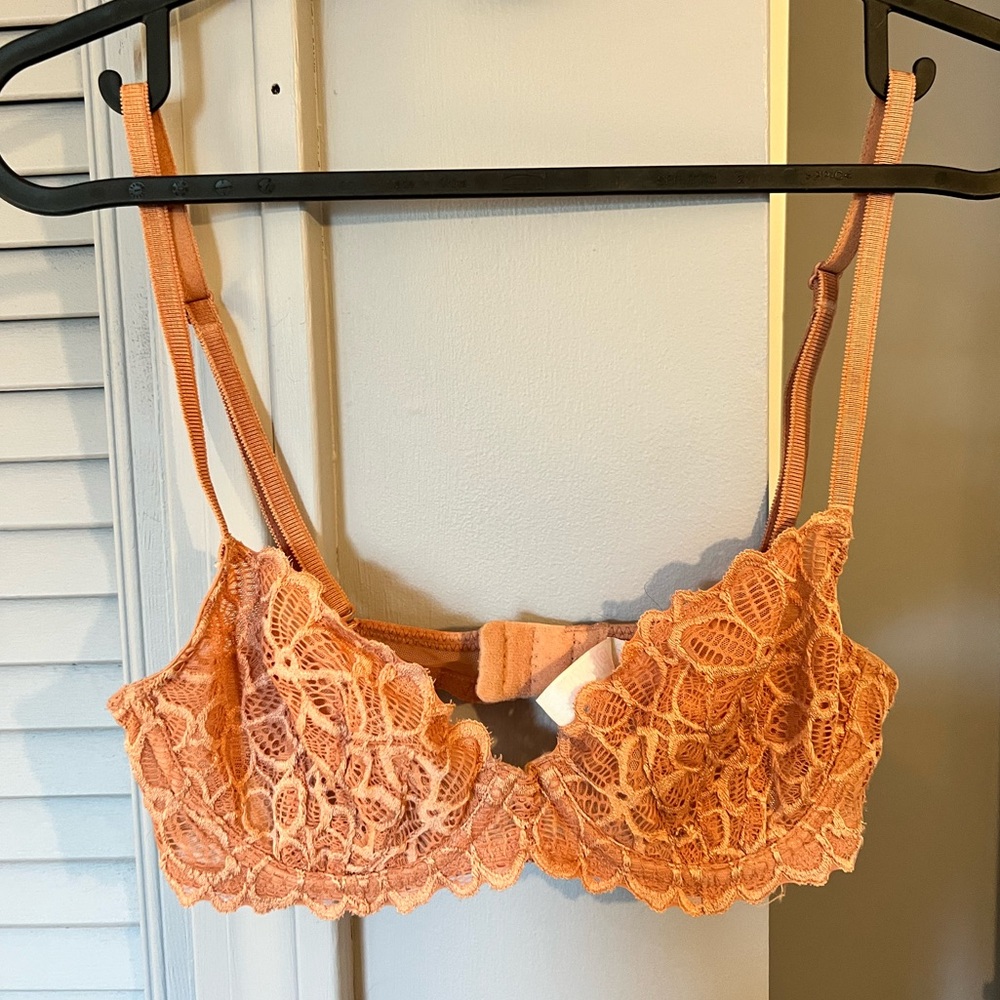 PINK - Unlined Floral Lace Bra